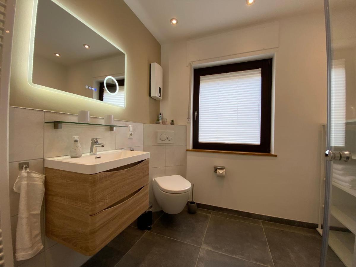 Neu!!! Netflix!!! Schöne Ferienwohnungen im grünen mit Top Ausstattung - nur 15 min bis Koblenz Eitelborn Exterior foto