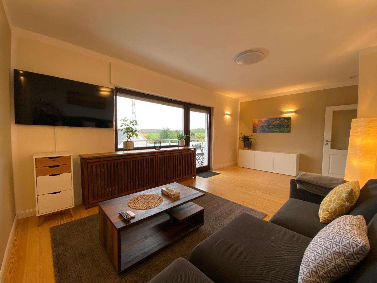 Neu!!! Netflix!!! Schöne Ferienwohnungen im grünen mit Top Ausstattung - nur 15 min bis Koblenz Eitelborn Exterior foto